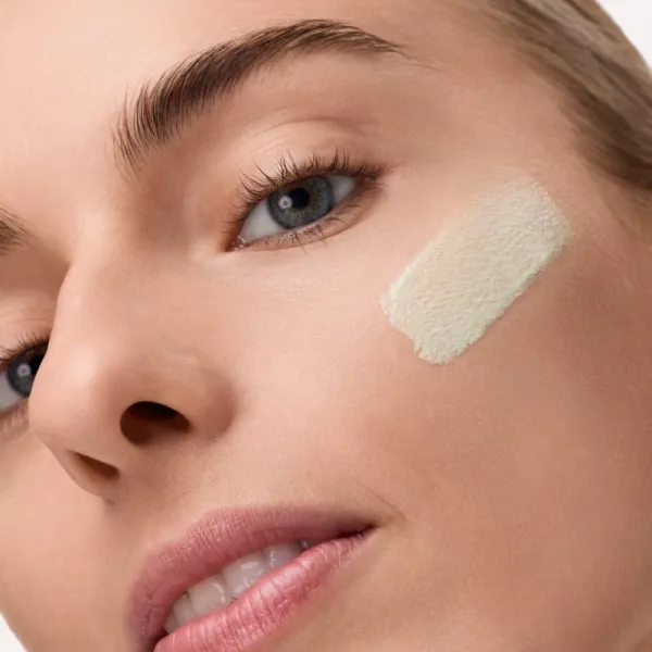Catrice CC Skin Perfector CC krém proti začervenaniu pleti odtieň Green, Shift, Go! 30 ml