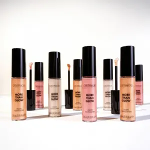 Catrice More Than Glow Liquid Highlighter tekutý rozjasňovač odtieň 010 Pearl Glaze 10.5 ml