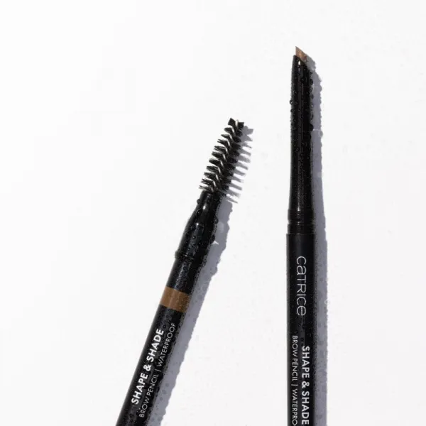 Catrice Shape & Shade Brow Pencil ceruzka na obočie s kefkou odtieň 030 Toffee Touch 0.35 g