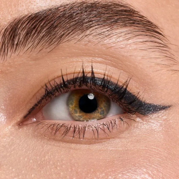 Catrice Jewel Glide Effect Eye Pencil vodeodolná ceruzka na oči pre trblietavý lesk odtieň 010 Black Diamond 1.5 g