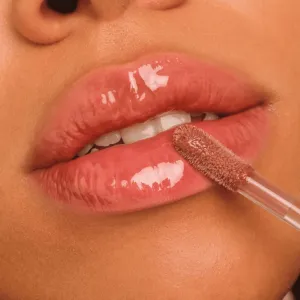 Catrice Filler Supreme Lip Gloss lesk na pery pre väčší objem odtieň 090 Say Less, Serve More 3.2 ml