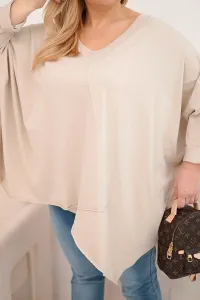Dámska plus size blúzka s asymetrickým spodkom