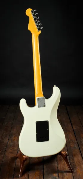 Tokai 1982 Custom Edition Cream