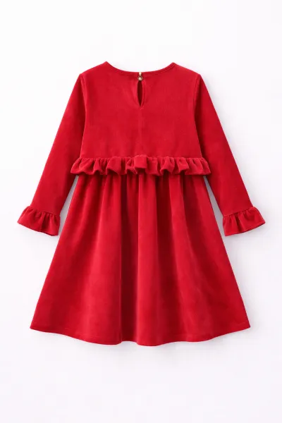 Fashionkids Dievčenské velúrové šaty s volánom – červené, veľkosť 104 Farba: Červená, Veľkosť: 104