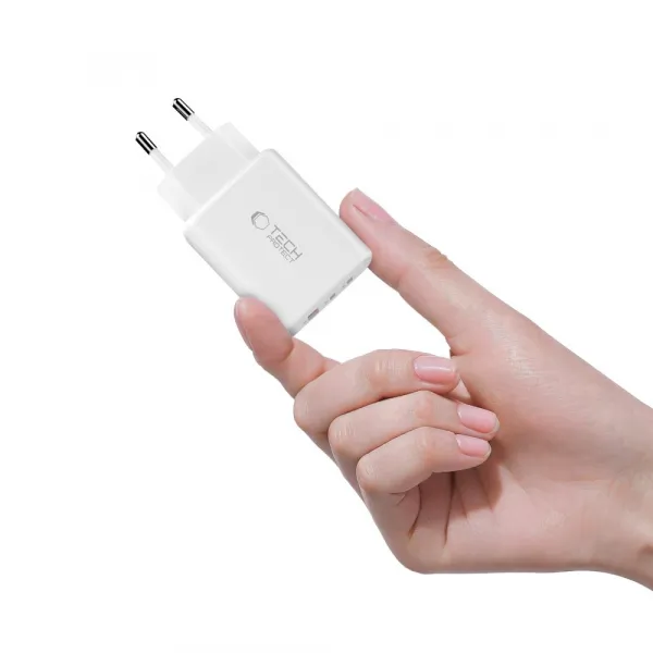 Tech-Protect NCA65W GAN 3-Port Charger PD65W/QC3.0