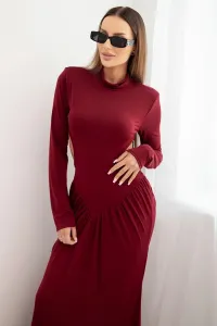 Legínovo Dlhé dámske šaty z viskózy s rolákom a odhaleným chrbtom hnedé Farba: Hnedá, Veľkosť: UNI