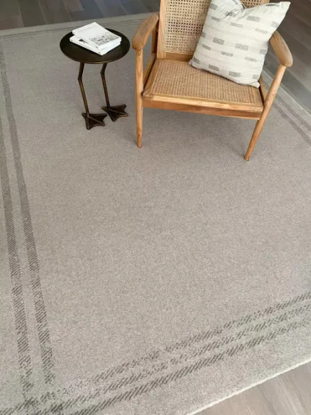 Koberec Agnella Calisia M Grid Rim pieskový