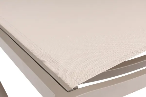 Polohovacie záhradné ležadlo DIAMOND Kettler