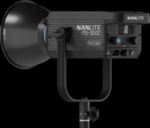 Nanlite FS-300C LED RGBW bodové svetlo