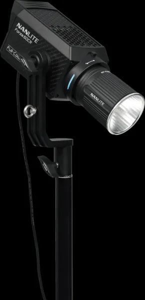 LED reflektor Nanlite Forza 60CR RGBLAC s CRMX-Wireless DMX