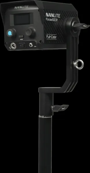 LED reflektor Nanlite Forza 60CR RGBLAC s CRMX-Wireless DMX