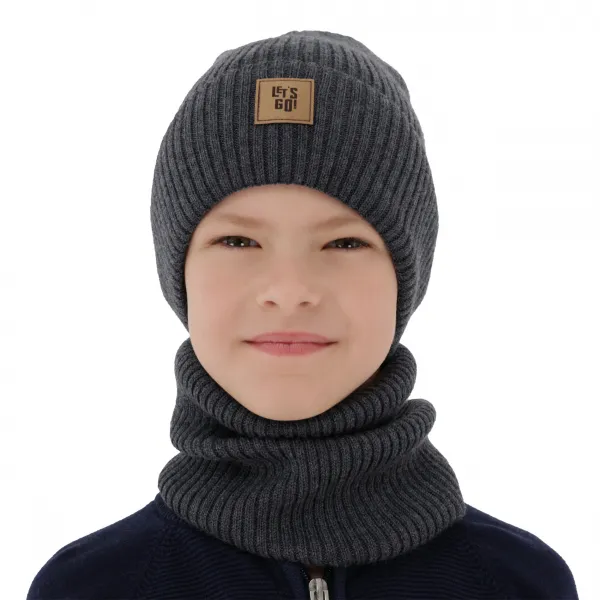 Agbo Chlapčenský merino set čiapka a nákrčník LET’S GO – jeseň / jar Farba: Mocca, Veľkosť: 50-52