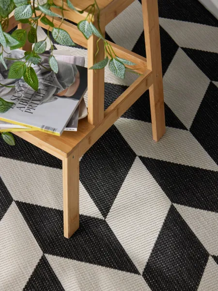 Kusový koberec Ted Baker Haringey 106378 Black White 200x300 cm