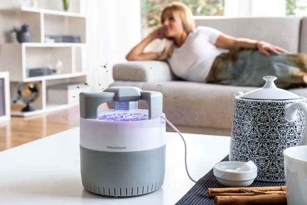 InnovaGoods Sací lapač komárů KL Silen