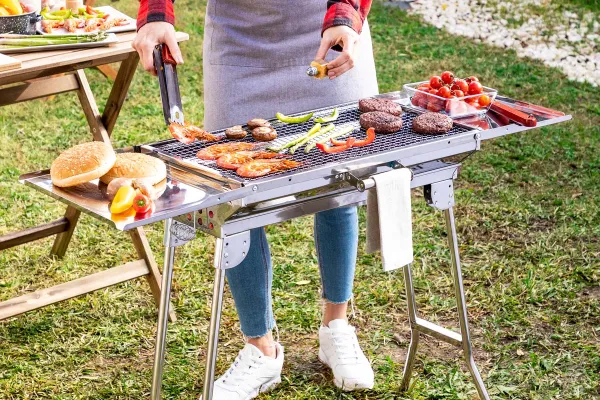 InnovaGoods Nerezový skládací gril na dřevěné uhlí ExelQ