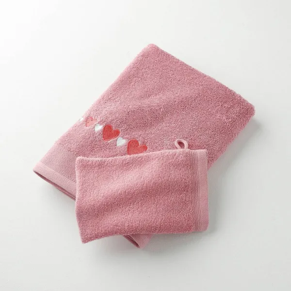 Kúpeľňový textil s výšivkou sŕdc
