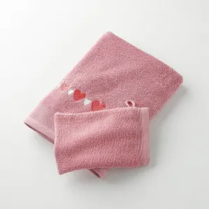 Kúpeľňový textil s výšivkou sŕdc