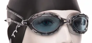 Tyr nest pro dymová