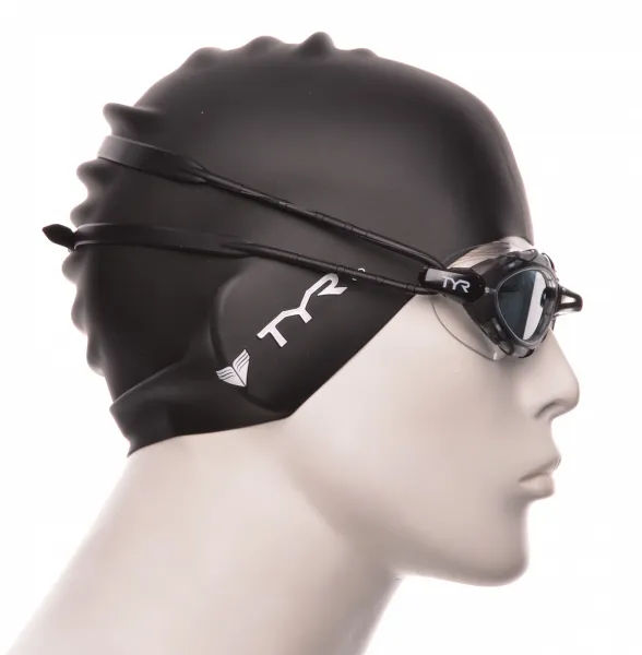Tyr nest pro dymová