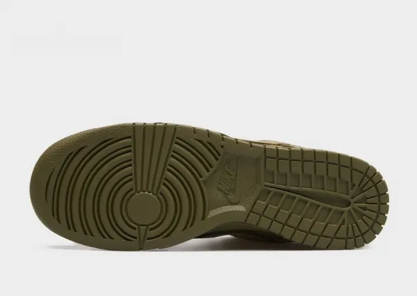 Nike Dunk Low Retro Se
