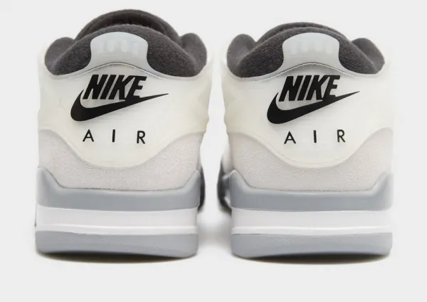 Air Jordan 4 Rm