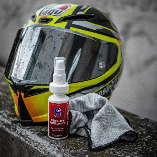 S100 Visor & Helmet Cleaner s utierkou z mikrovlákna