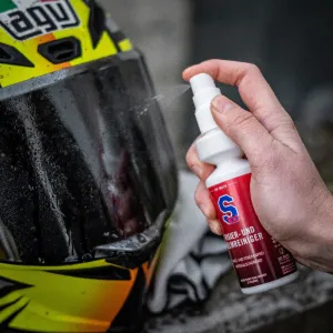 S100 Visor & Helmet Cleaner s utierkou z mikrovlákna