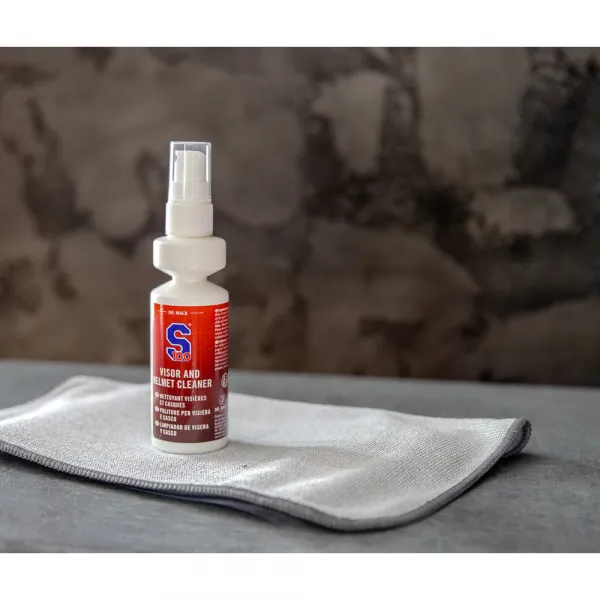 S100 Visor & Helmet Cleaner s utierkou z mikrovlákna