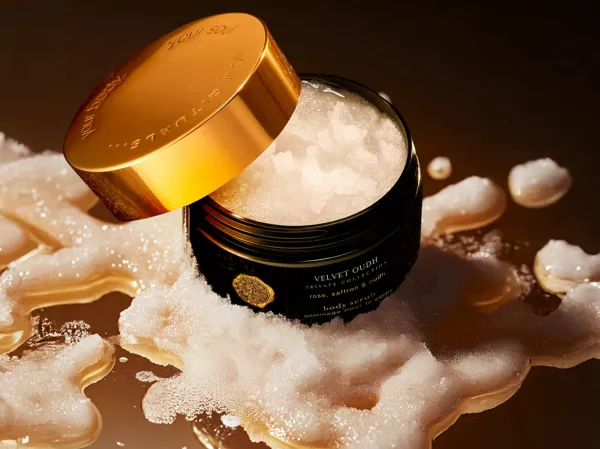 Velvet Oudh Body Scrub