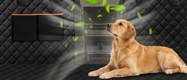 TZB Podložka do auta pro psy GOLDEN černá