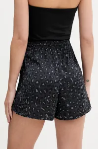 Šortky adidas Originals Stn Shorts