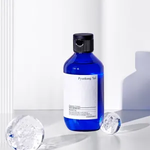 Pyunkang Yul Essence Toner esenciálne upokojujúce tonikum s hydratačným účinkom 200 ml