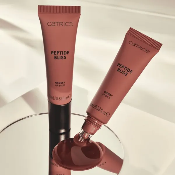 Catrice Peptide Bliss Glossy Lip Balm lesklý balzam na pery s peptidmi odtieň 050 Glazed & Gorgeous 10 ml