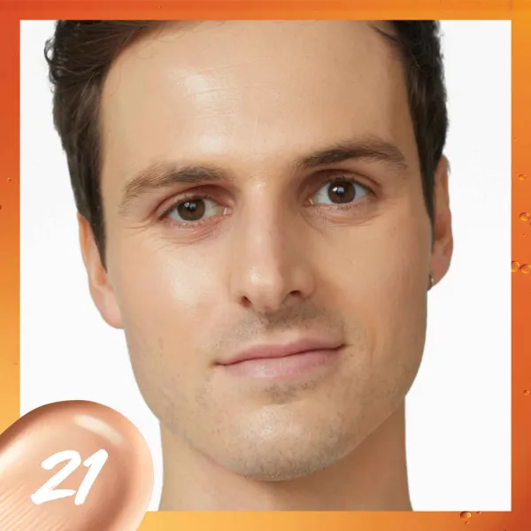 MAYBELLINE NEW YORK SuperStay Vitamin C Skin Tint sérum pre zjednotenie farebného tónu pleti odtieň 21 30 ml