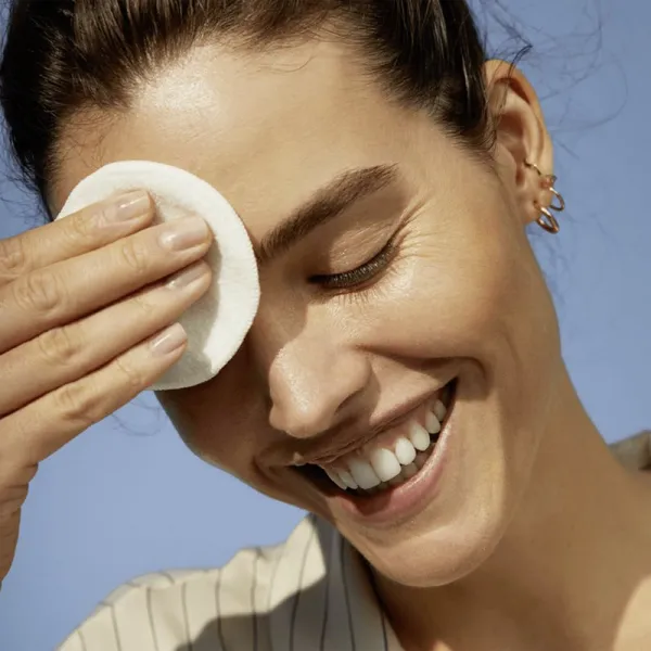 NIVEA Q10 Power čistiace pleťové mlieko proti vráskam 200 ml