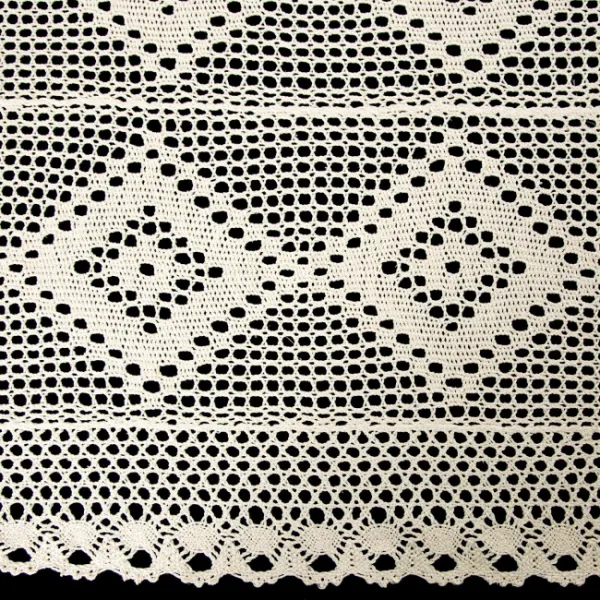 DomTextilu Štýlovýobrussčipkovanýmlemom-béžovýDĺžka:85cm|Šírka:85cm 69808_125729 béžová