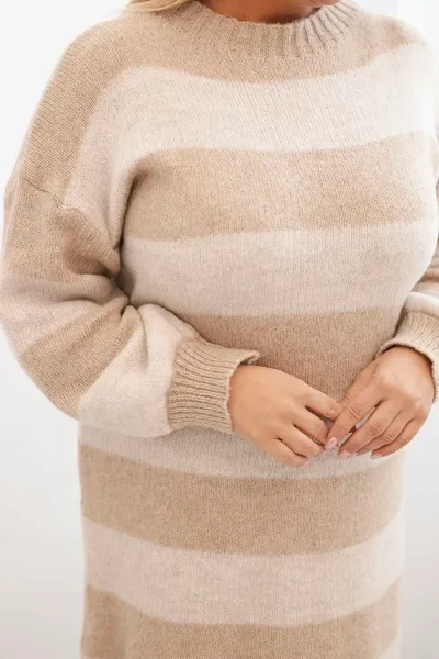 Legínovo Dámske pletené šaty Plus Size s pruhmi béžové Farba: Hnedá, Veľkosť: UNI