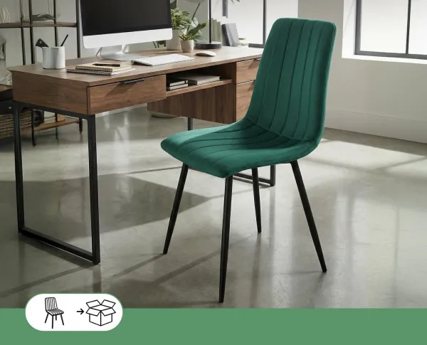 Ak furniture Čalouněná jídelní židle Livo lahvově zelená