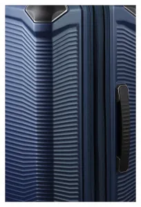 Stredný škrupinový kufor Travelite Millennium M Navy