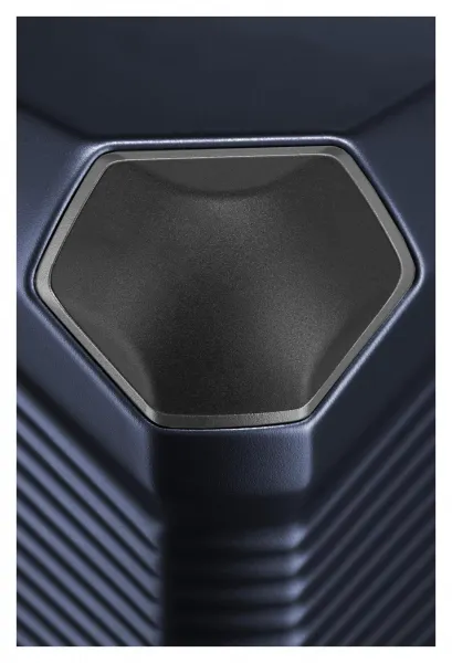 Stredný škrupinový kufor Travelite Millennium M Navy