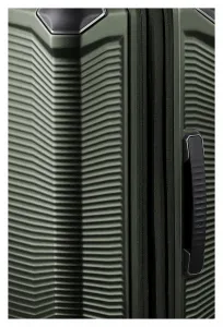 Stredný škrupinový kufor Travelite Millennium M Pine Green
