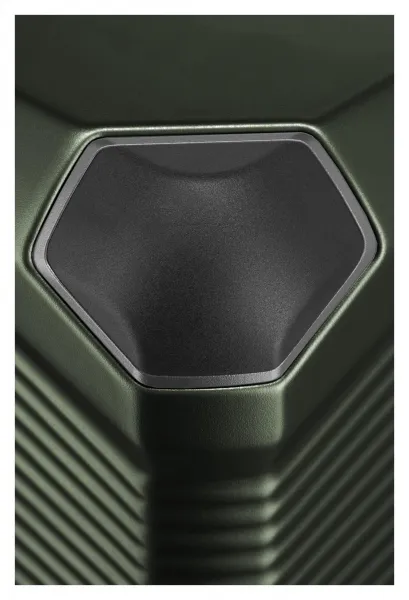 Stredný škrupinový kufor Travelite Millennium M Pine Green