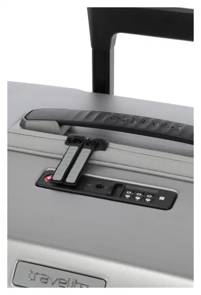 Stredný škrupinový kufor Travelite Millennium M Silver