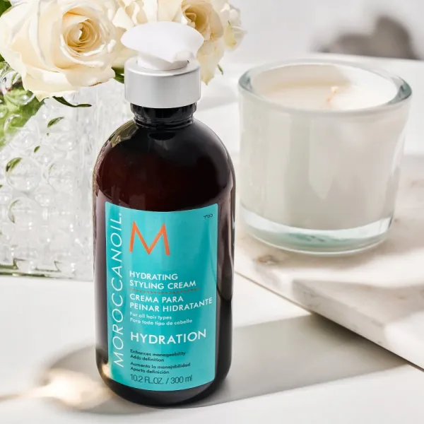 Moroccanoil Hydration stylingový krém pre všetky typy vlasov 300 ml