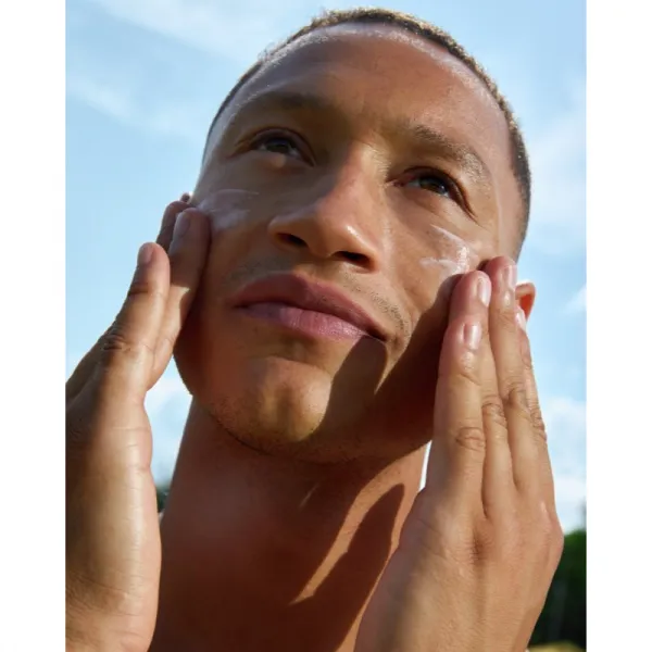NIVEA MEN Real Madrid multifunkčný krém pre mužov limitovaná edícia 150 ml