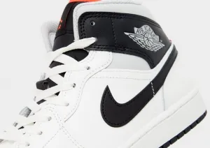 Air Jordan 1 Mid
