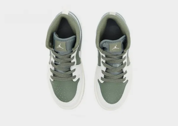 Jordan Air 1 Mid Bg