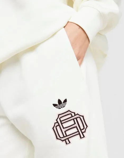 adidas Nohavice  Wide Leg Jogger