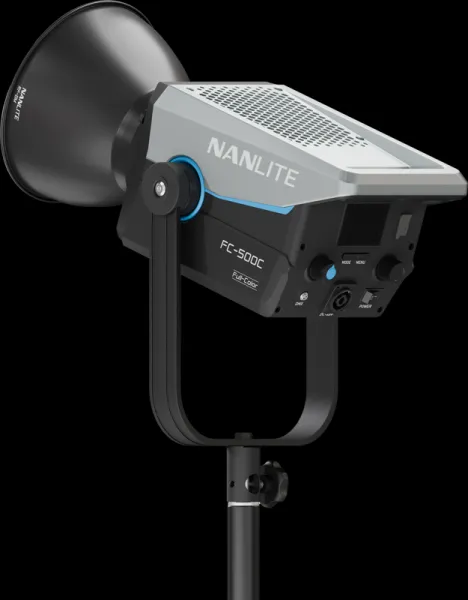 Nanlite FC-500C LED RGBW bodové svetlo