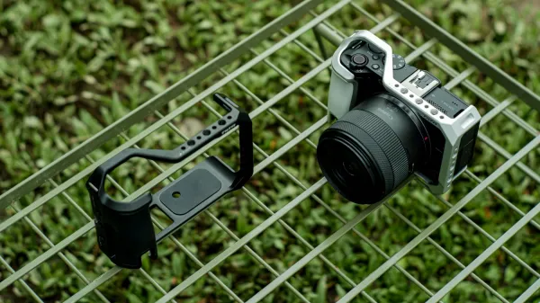 Tilta Celoplošná klietka pre fotoaparát Canon R50 V - strieborná 41486
